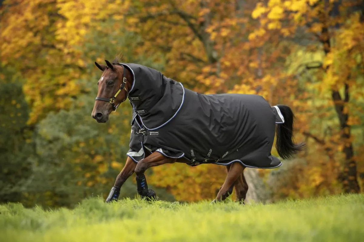 Horseware Ireland Amigo 1200D plus 250gr -< Regndekken