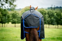 Horseware Ireland Amigo Ripstop 900D Ponni Plus 100g - Black/Classic Blue< Regndekken
