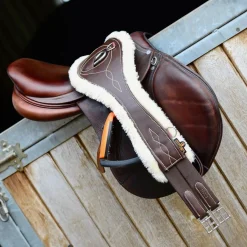 Kentucky Anatomisk gjord m/saueskinn< Gjorder