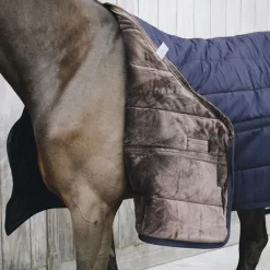 Kentucky Under Rug Skin Friendly 150g< Stalldekken