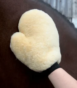 Waldhausen Lammeskinns hanske< Børster