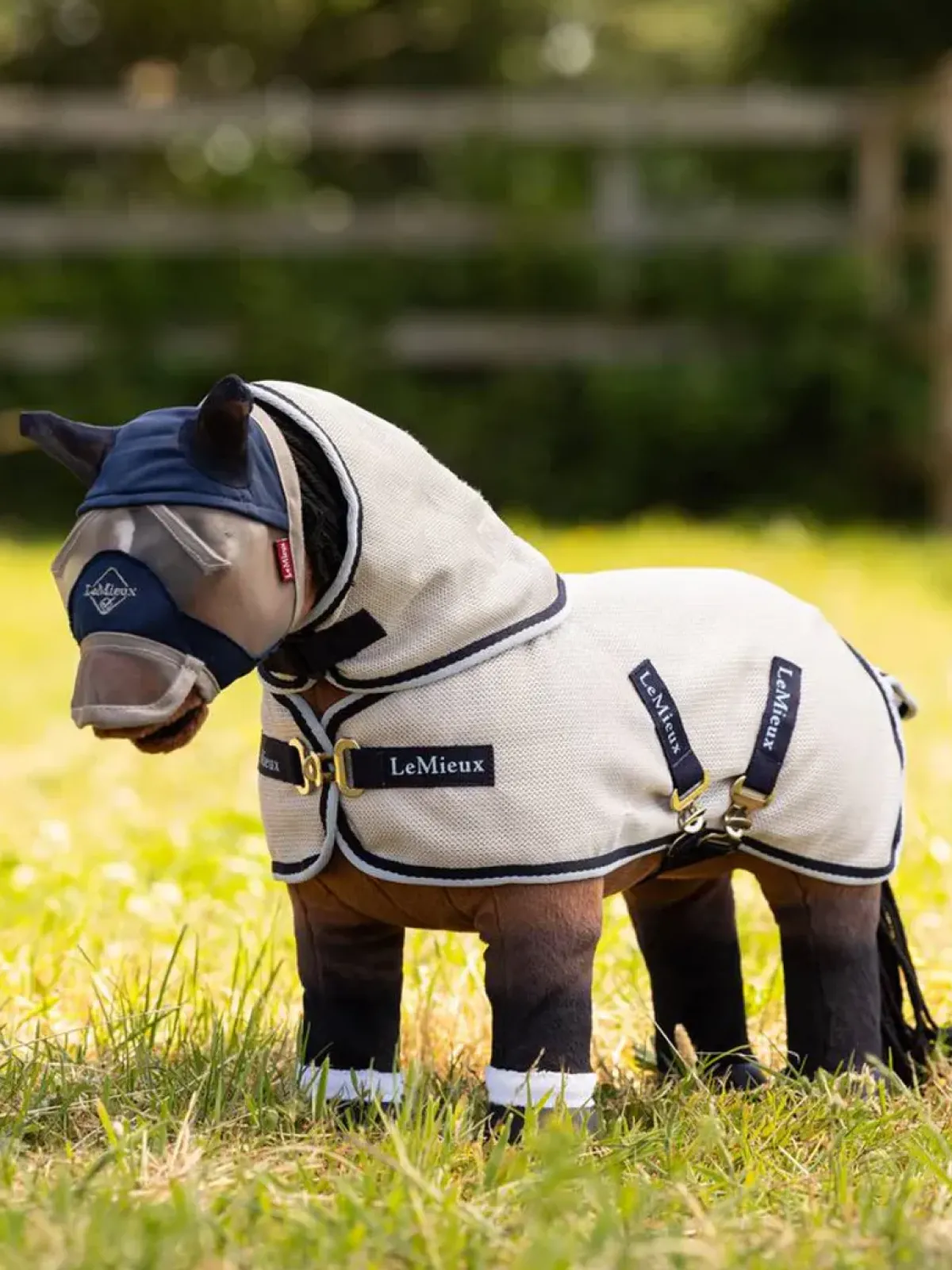 LeMieux LM Toy Ponni Fluedekken< Kjepp Og Hobbyhest